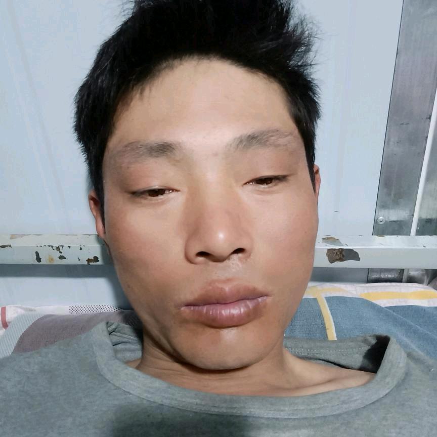 张家维