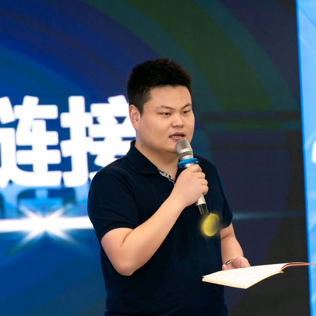 武汉再生界创意科技小铺