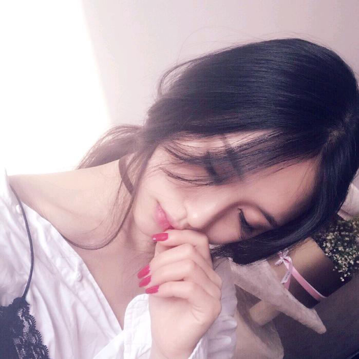 白小七