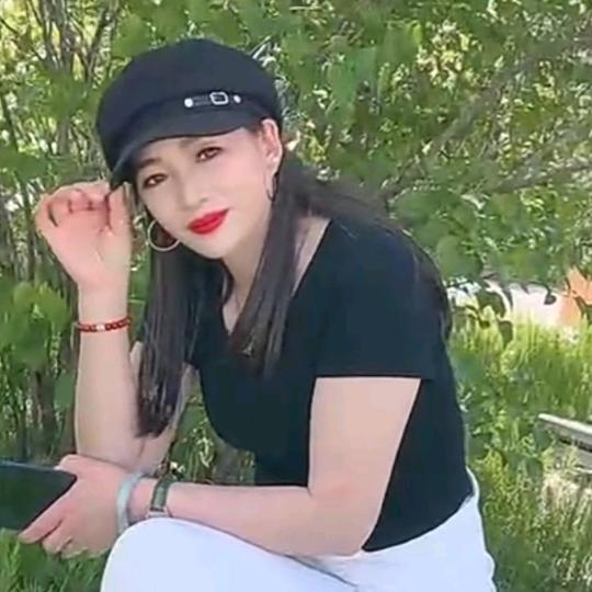 才女🎤((铃儿))首播筹备中