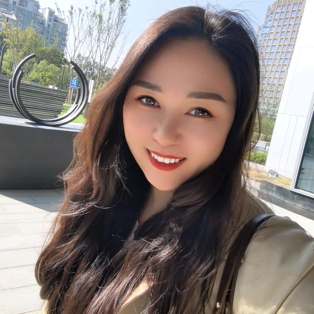 爱笑的瑜儿