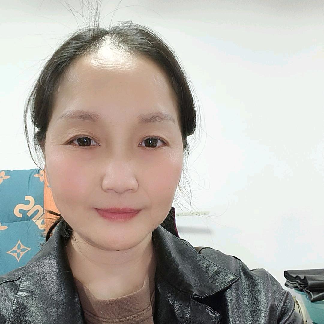 何姐服装店1