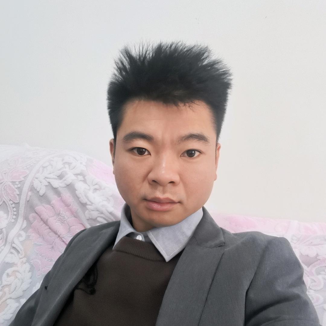 MC 小张