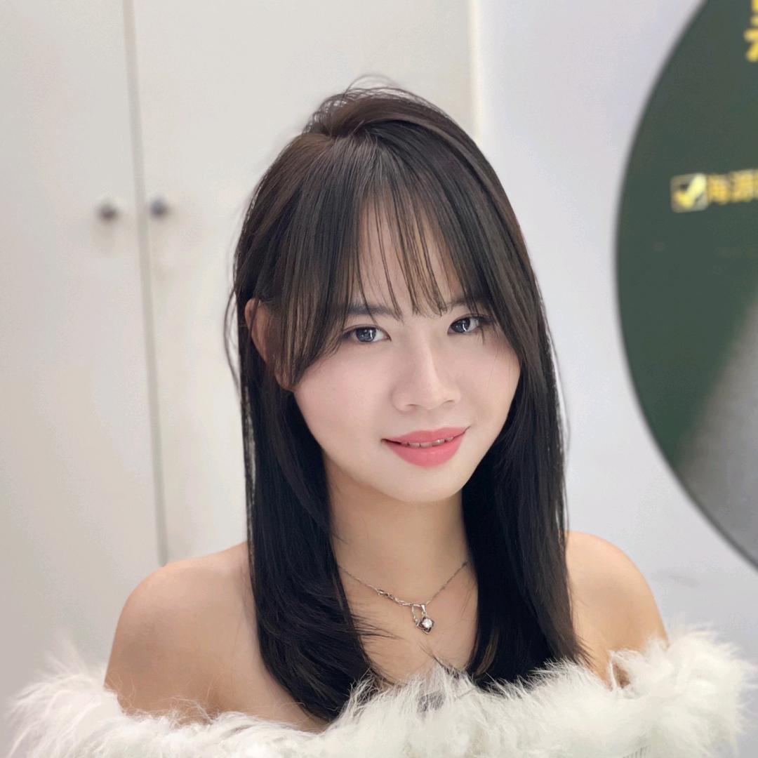 小语爱吃糖