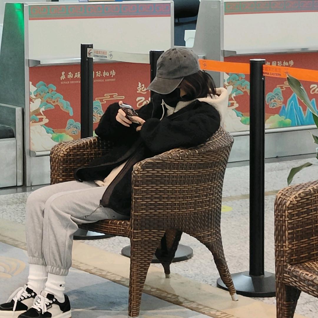 韵了个汐seven.