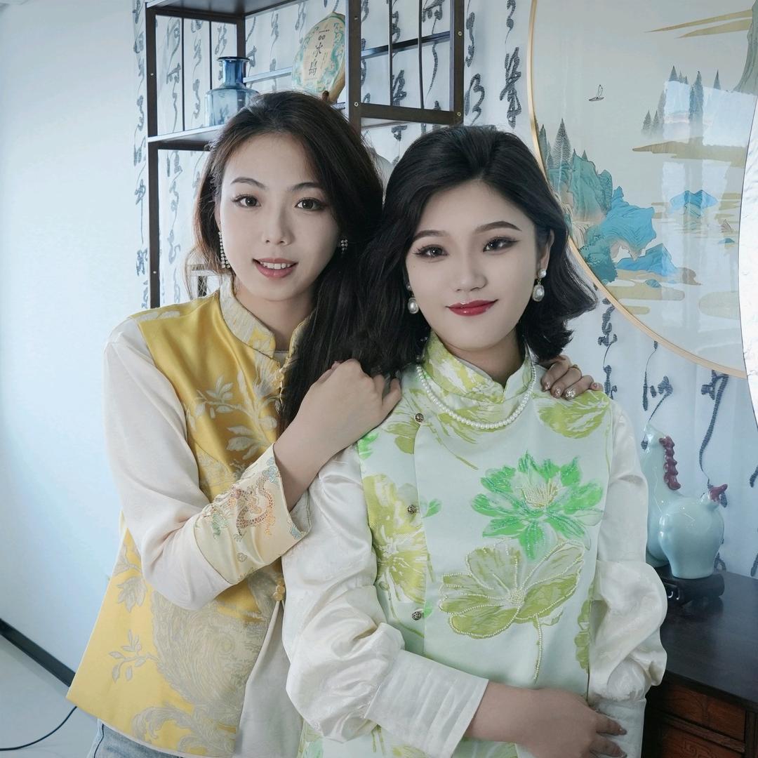 瓜总徒弟榛子和小柔(研发贵妇膏配方师)