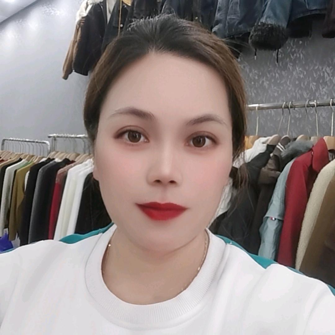 船厂三角地平山五（莲凤时尚服装店）