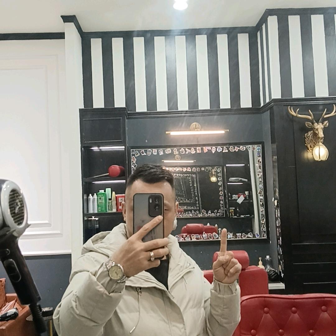 地坪漆固化地坪王师傅