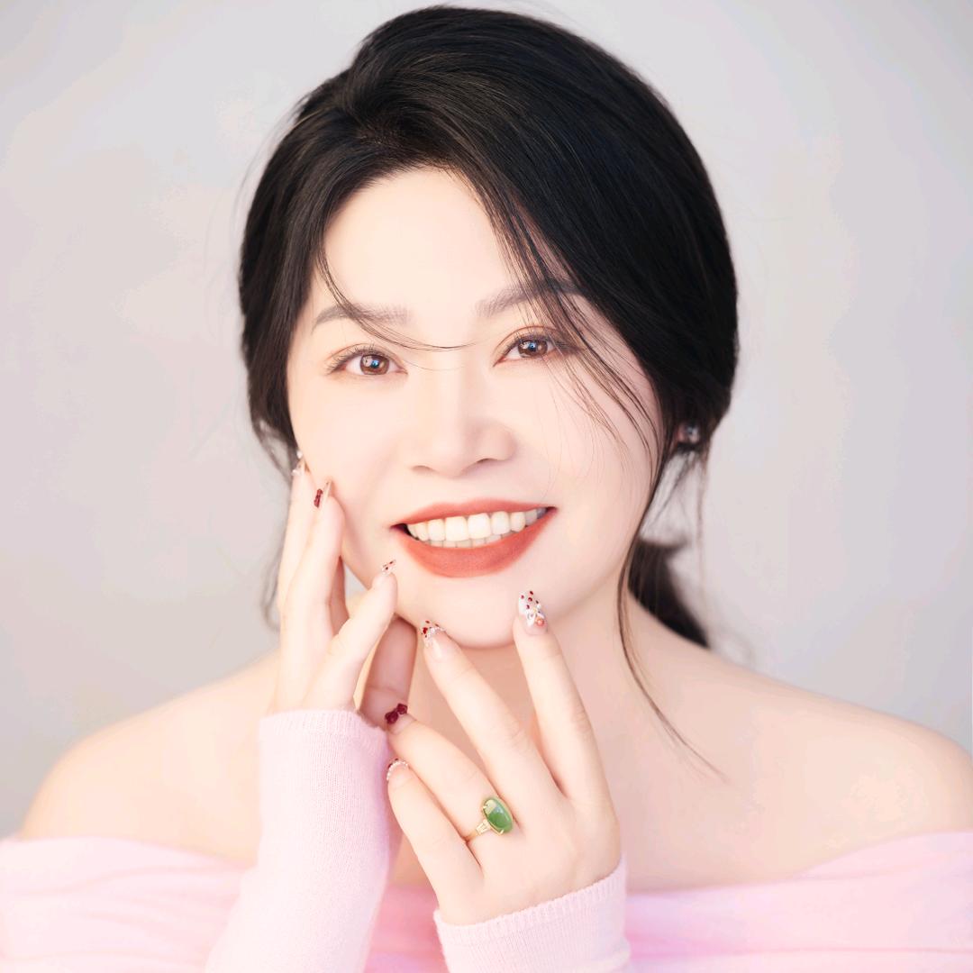高英🎤