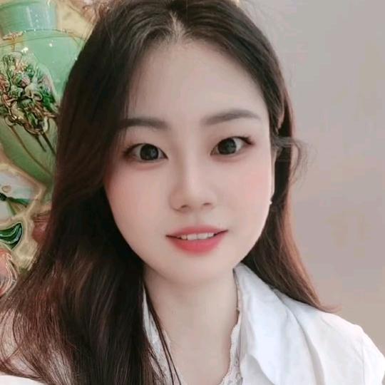 兮华 ☘️☘️