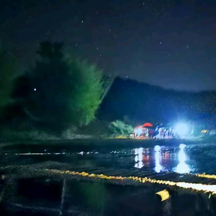 絡╭(╯ε╰)╮璃