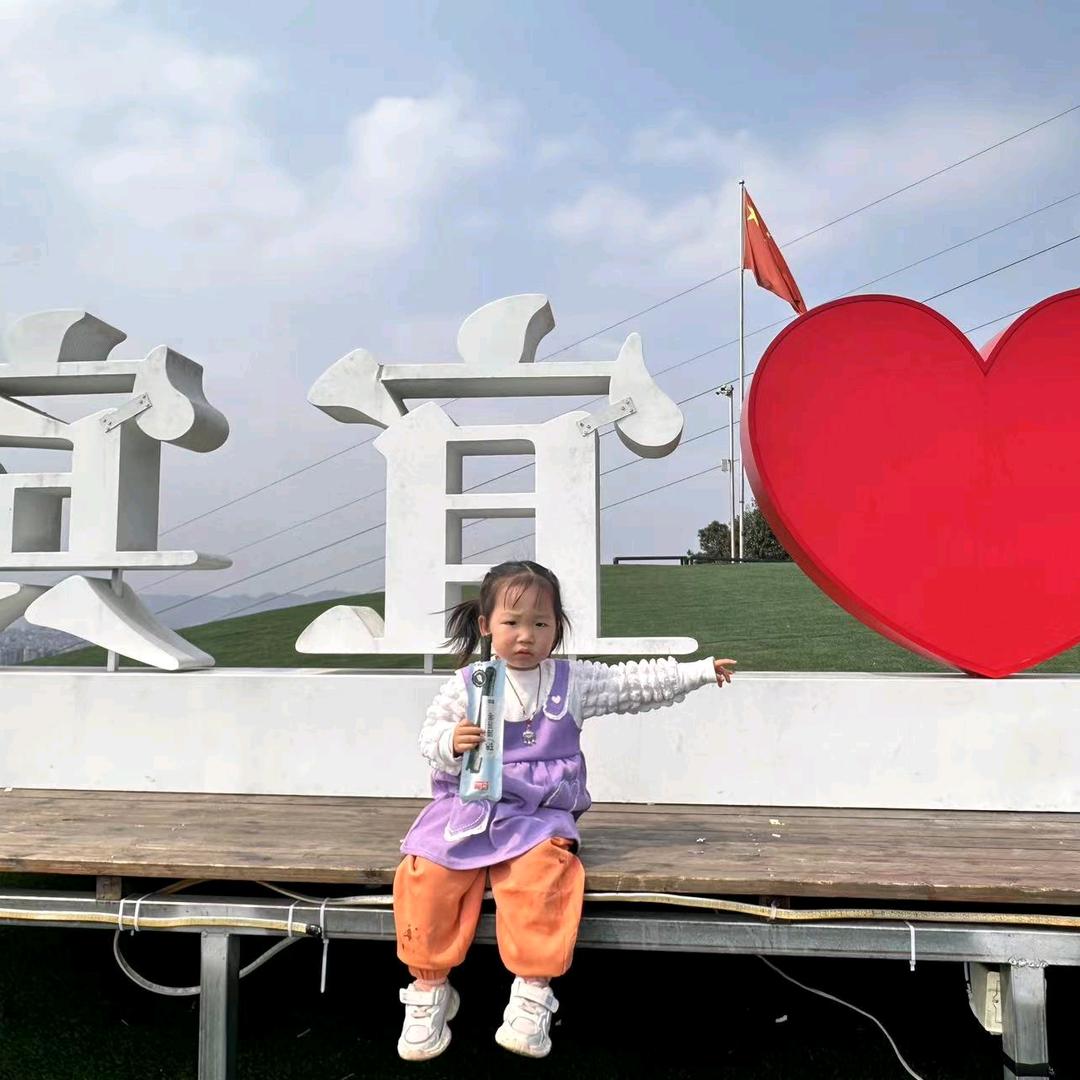 汤金妮妈妈