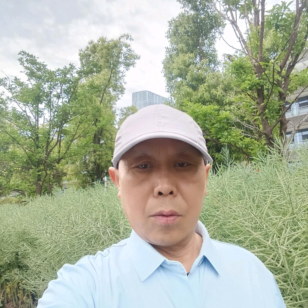 黄哥（早上5点10分开播