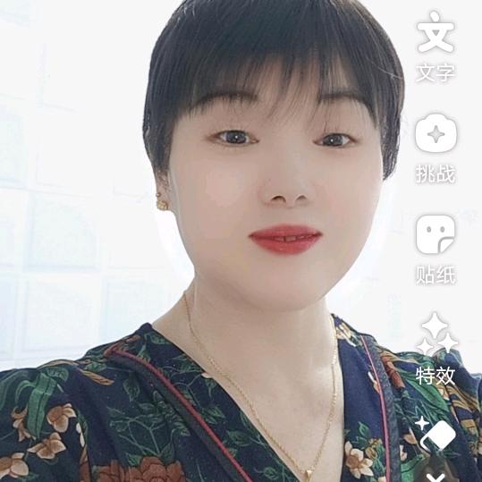 小星月.✘(拒绝私聊)
