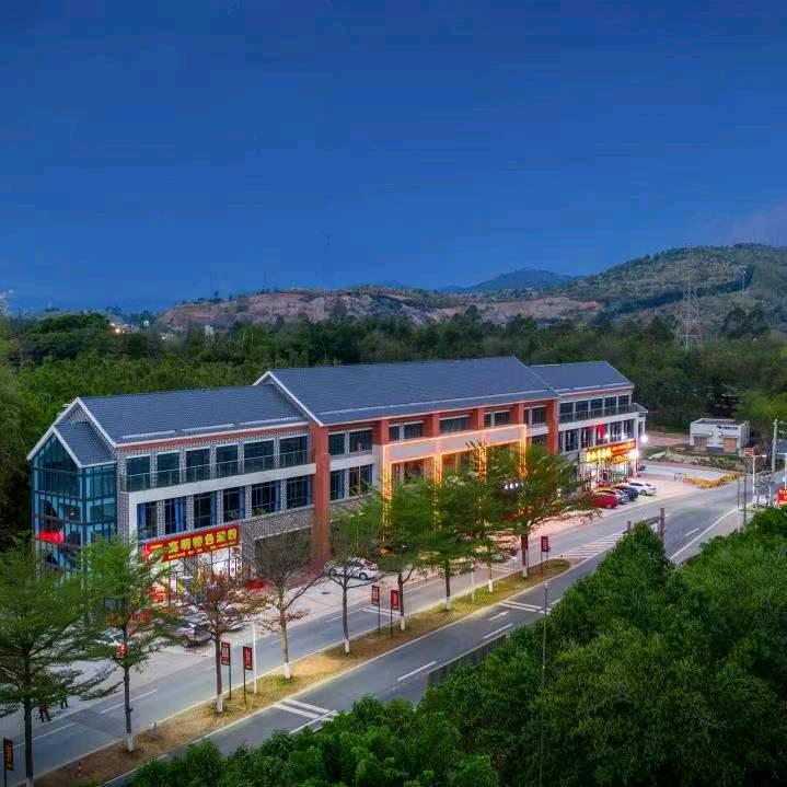 佛山高明鹭栖台酒店(盈香心动乐园店)