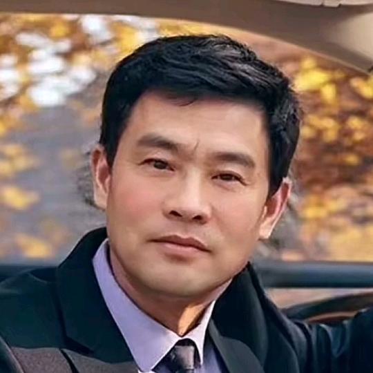 泰山奇石人家，山哥