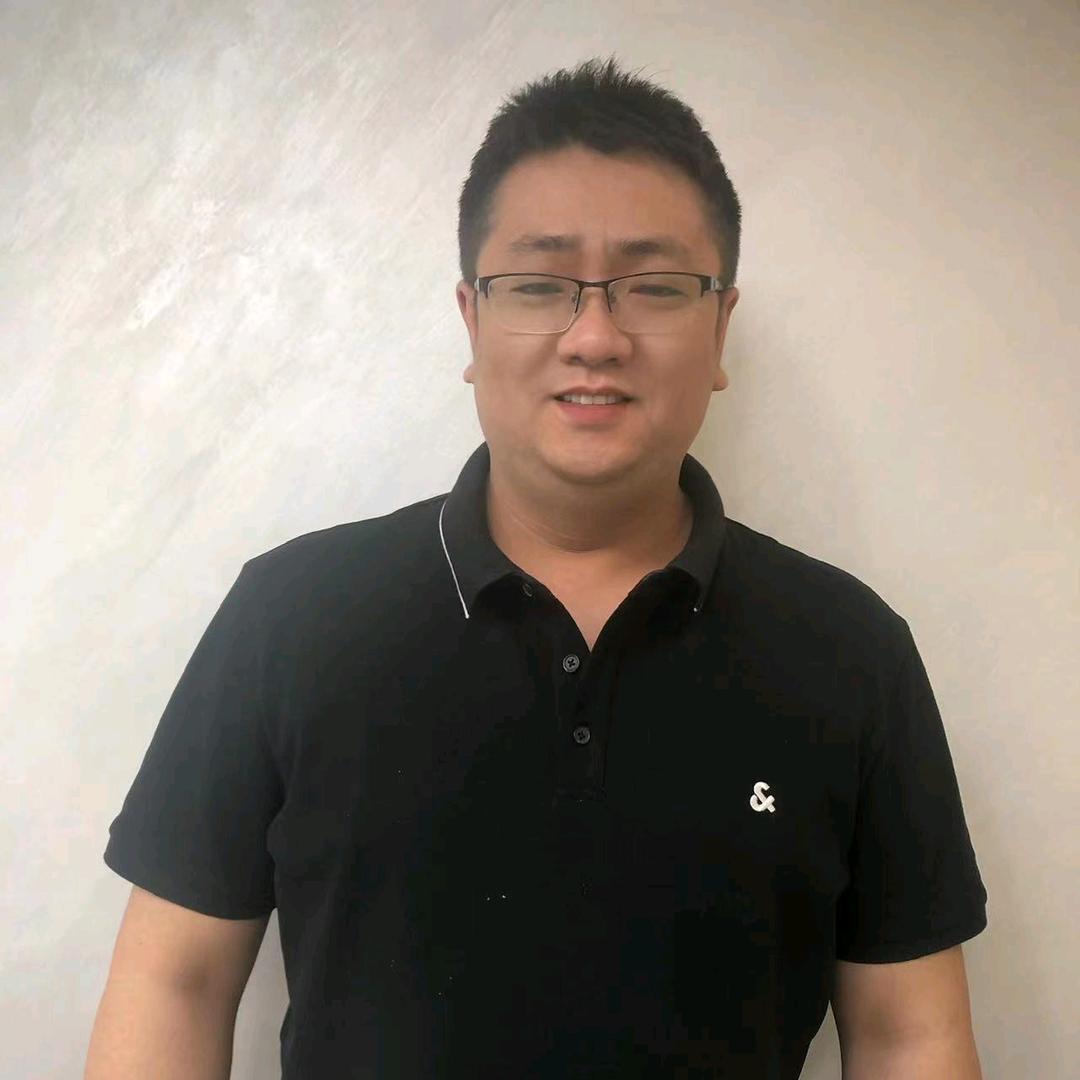 阿东一直在