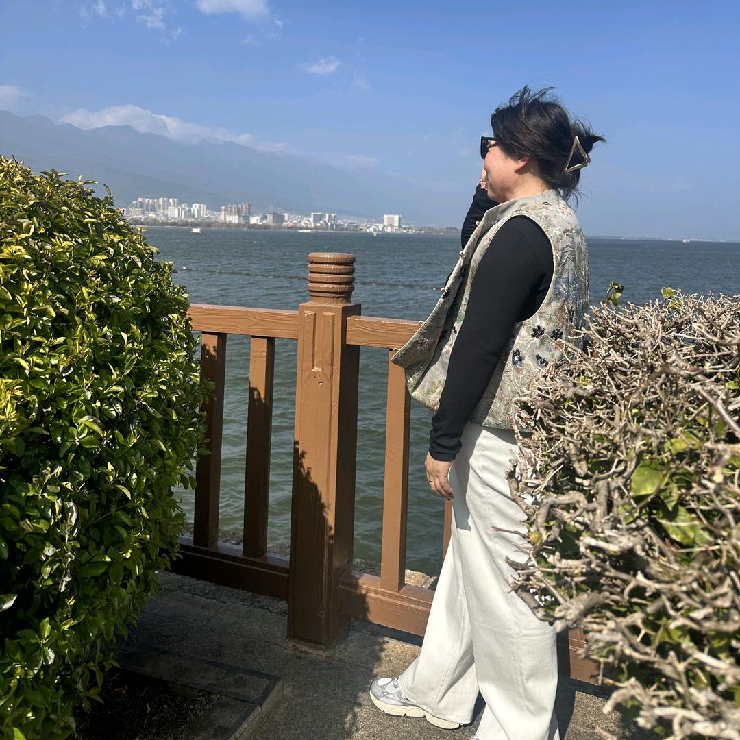 霸州市缝纫机台板机架有限公司