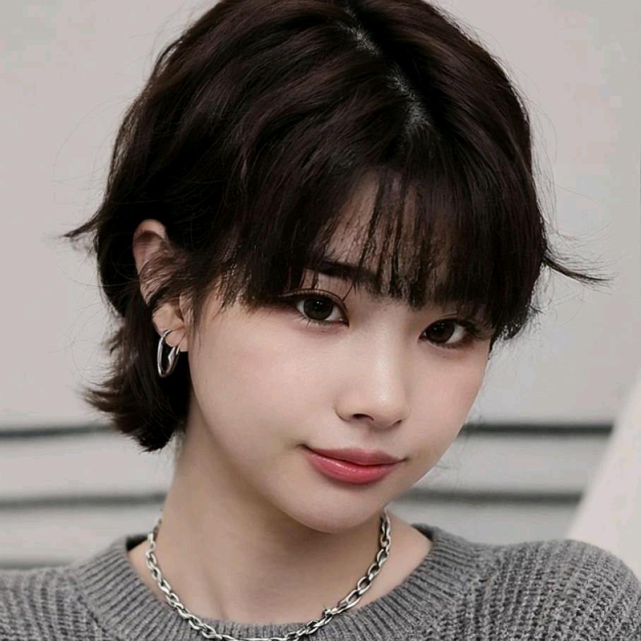 青
