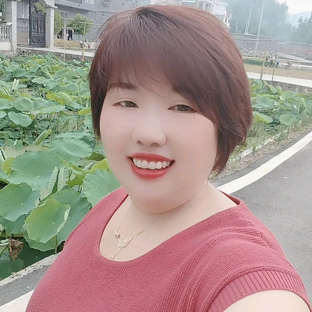 卖土猪肉胖姐<不要连点赞赞