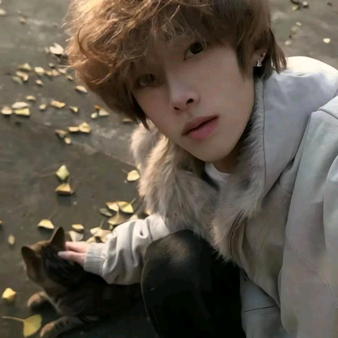 和女孩说话会脸红