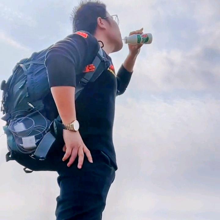 杨光漫旅