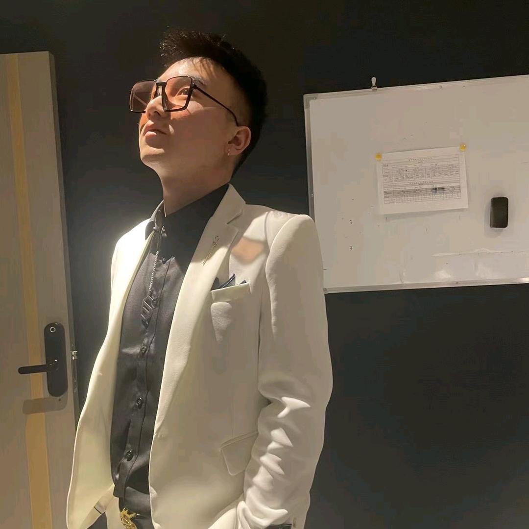 叫我小李