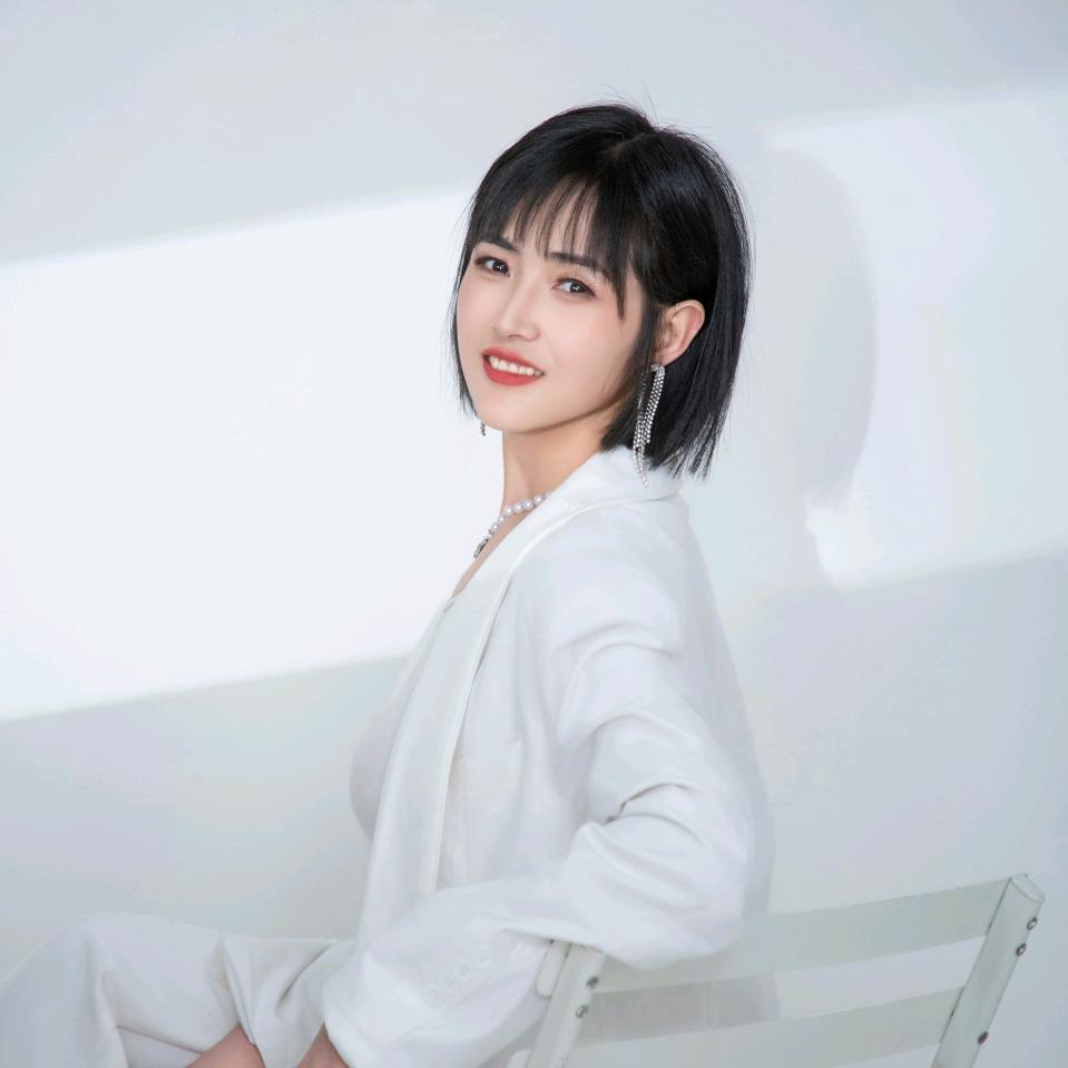 热爱生活的小小赵