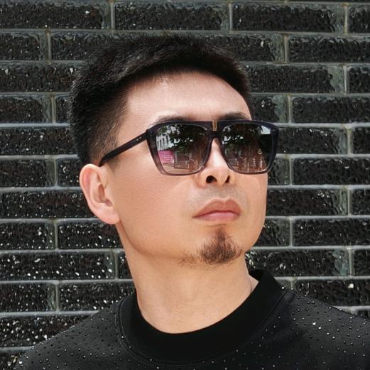 跑溜子洛飞