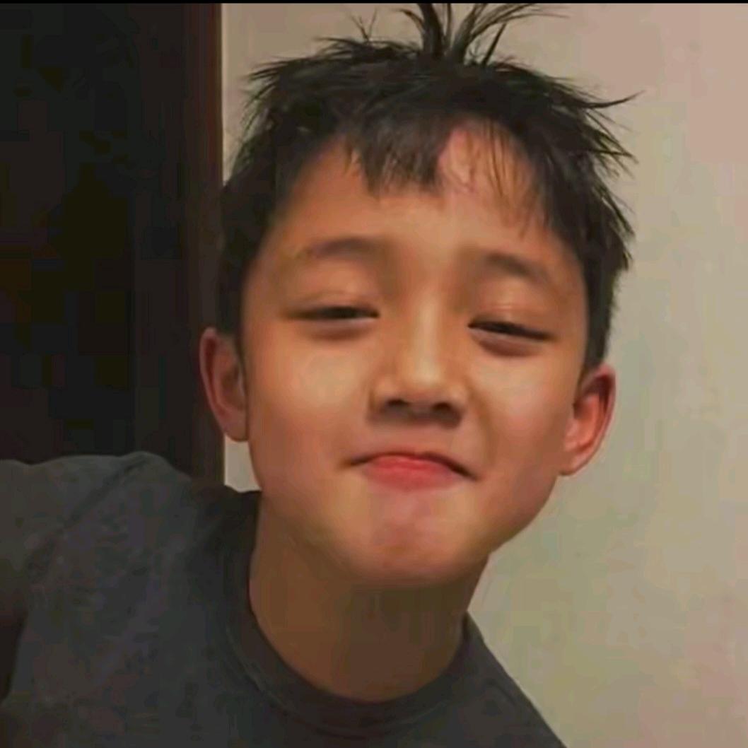 牵着蜗牛🐌散步