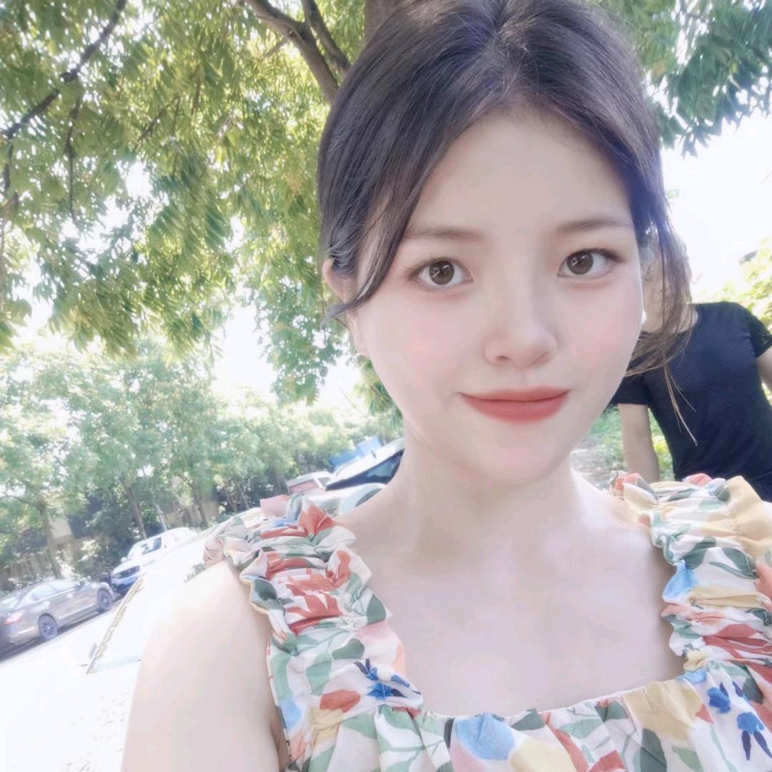 妍妍姓闻