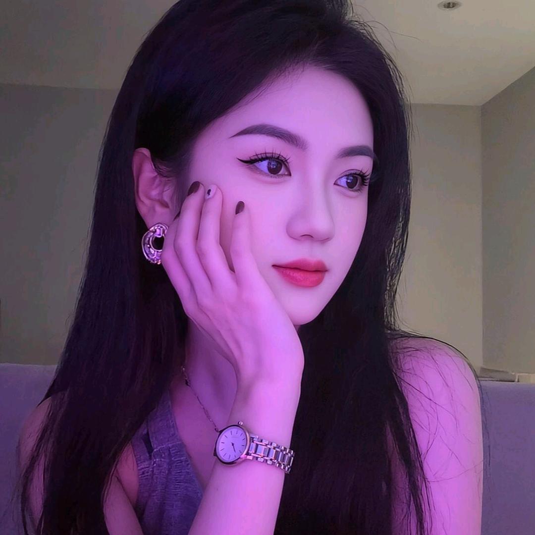 南宁化妆师萱萱