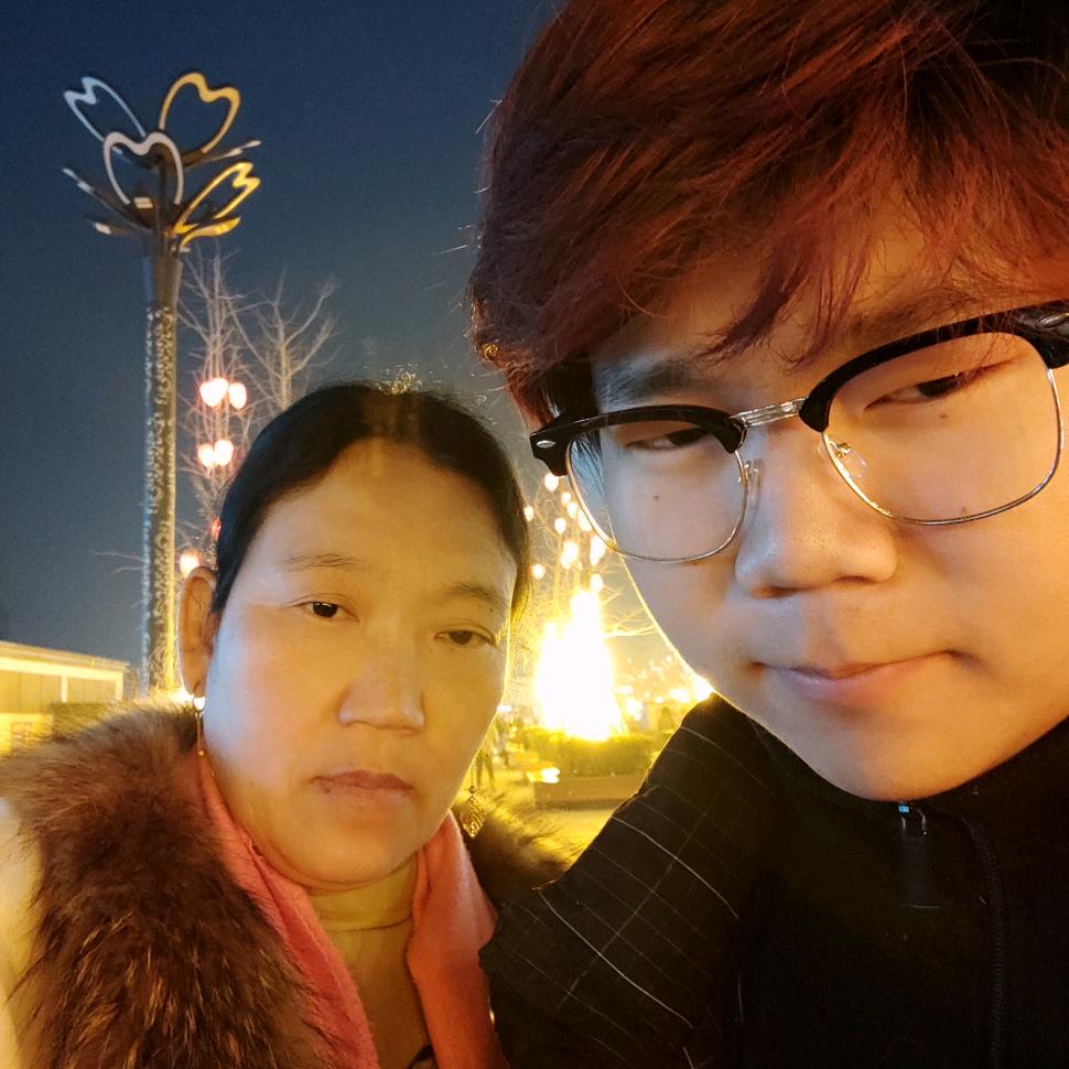 多彩小番茄汤姐