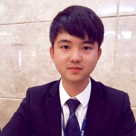 卖房子的 何先生