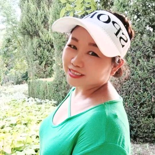 幺妹（大号湖南幺妹晚上20点左右开启直播