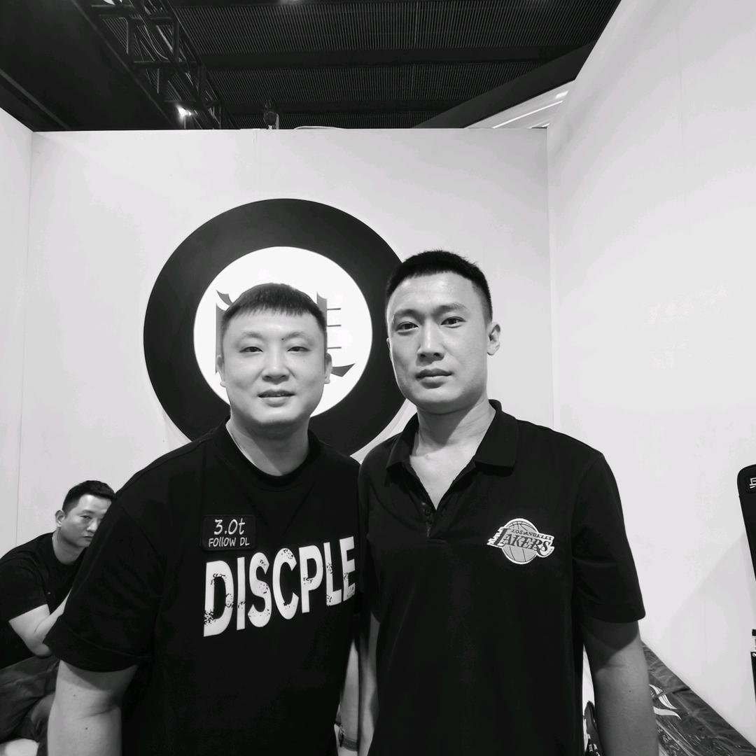 一条腌过的咸鱼