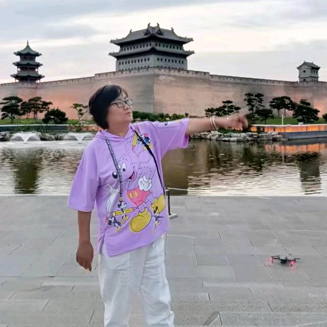啄木鸟