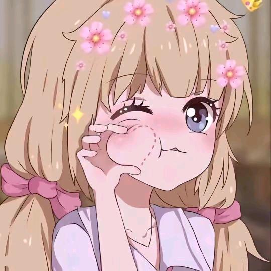 腼腆小美