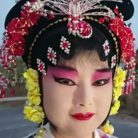 柏兰淮剧团，倪二兰。