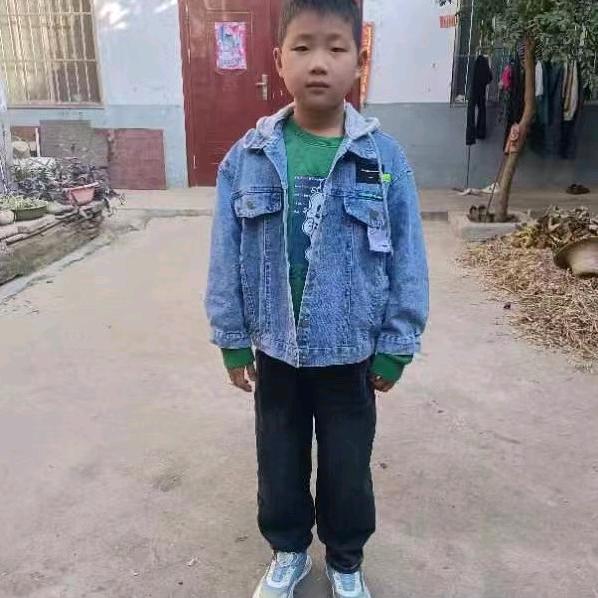妮妮（拒绝连赞）