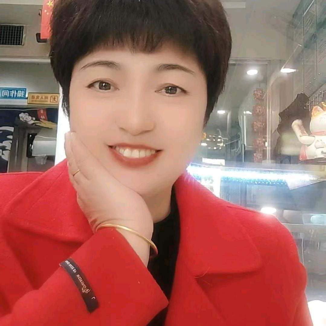 库尔勒:王国臣蔬菜超市