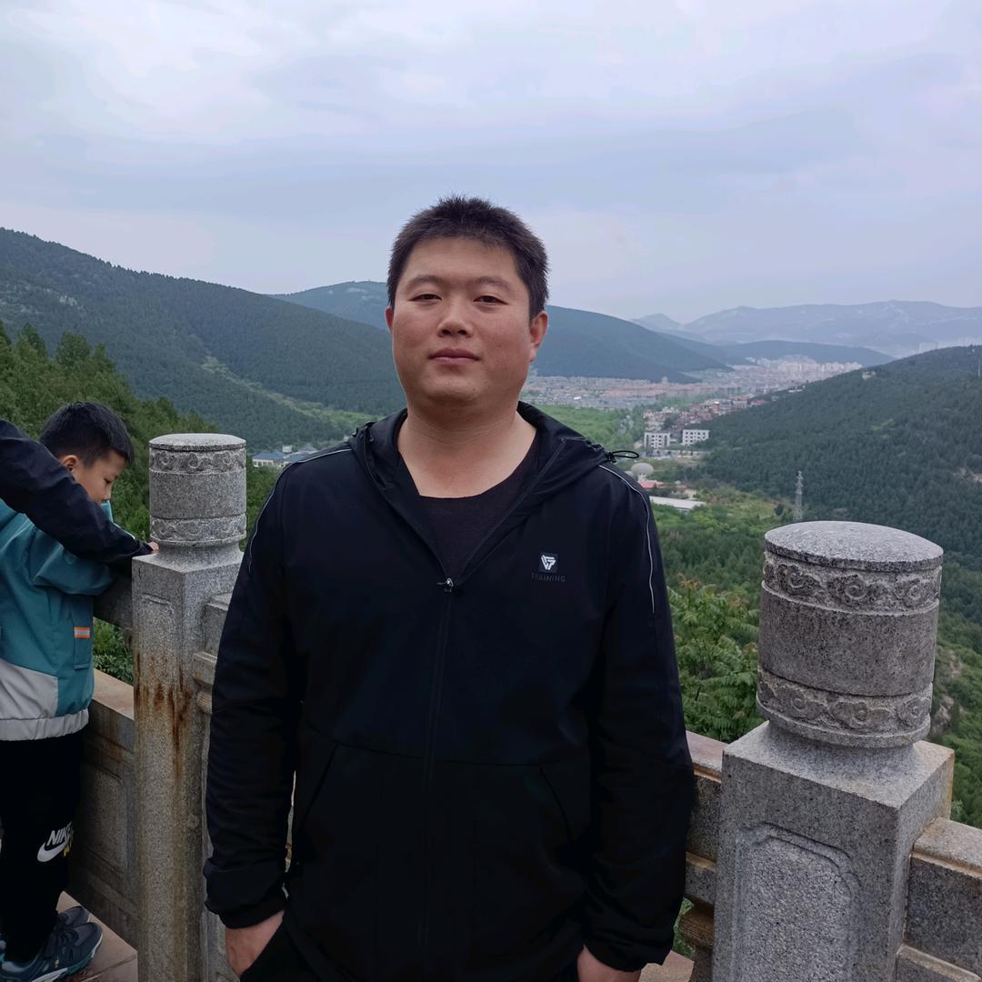 小雷。