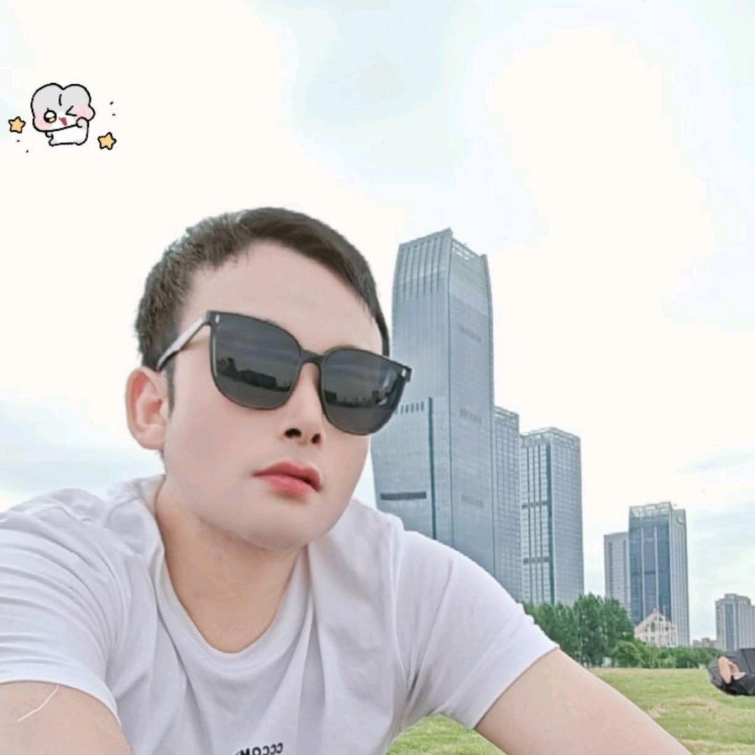 @华子