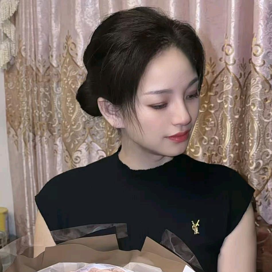 衣诗尚轻奢女装