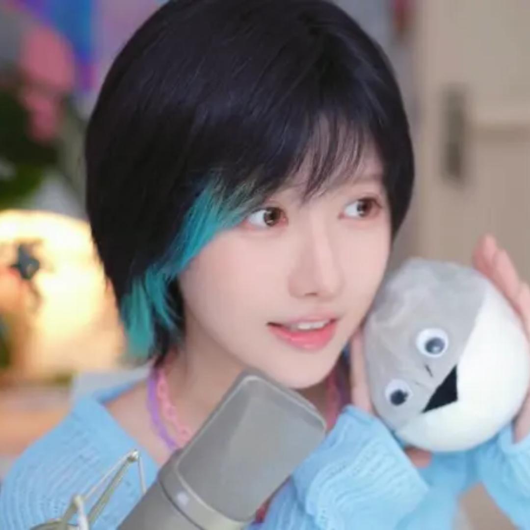 白给中
