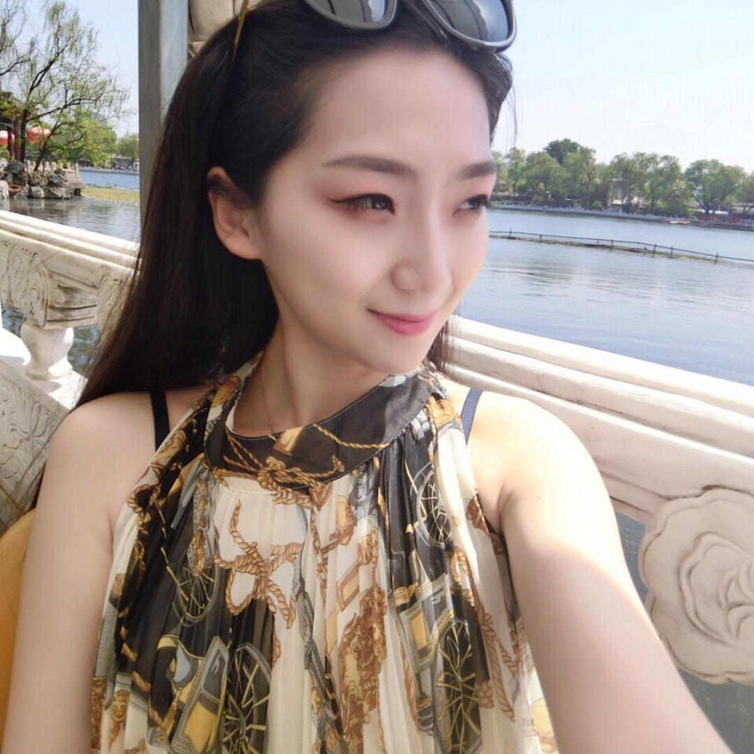 娜娜穿搭（变形记）