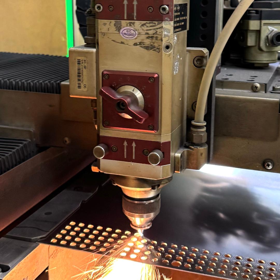 鑫远诚激光加工