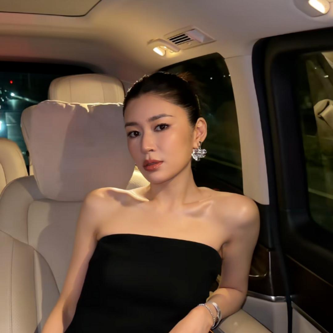 马油叶儿（精致穿搭）