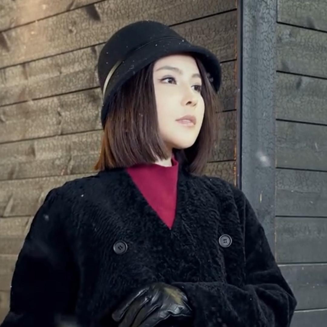 溶溶RONGRONG织月里