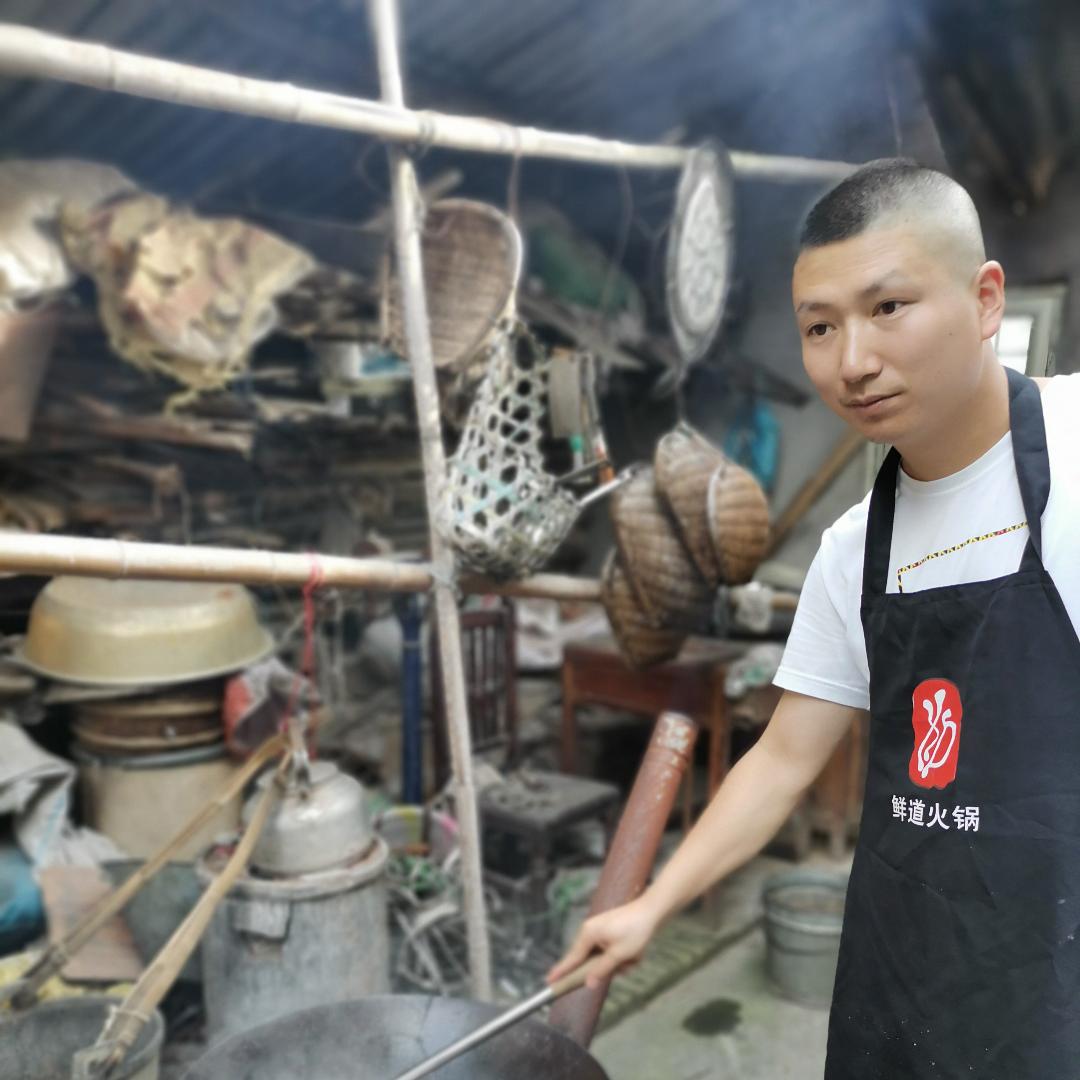 行走的六号食堂